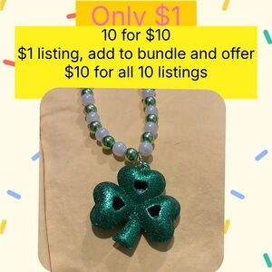 Green Shamrock Beaded Necklace
